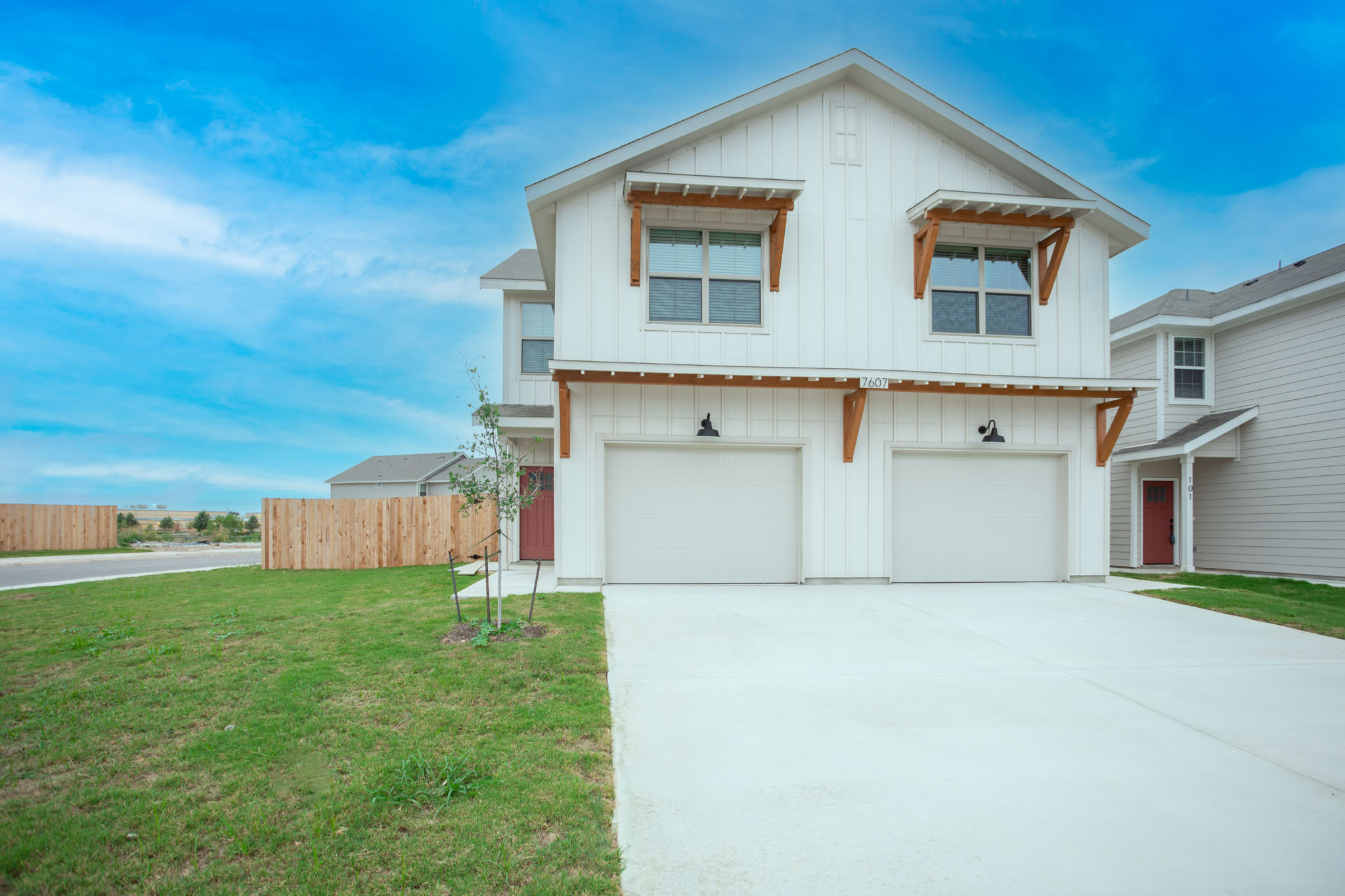 7607 Gramercy Way - 102