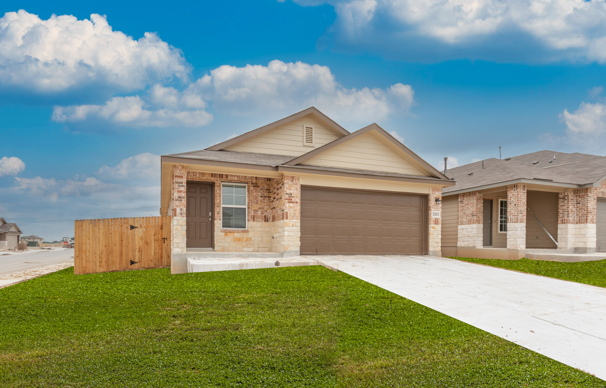 5203 Scoria Trail